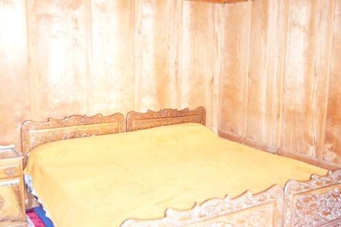 Califonia Group of Houseboat, Srinagar 3